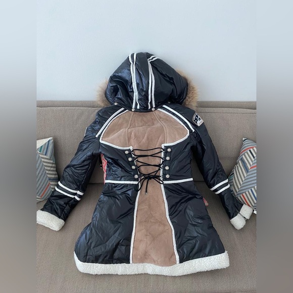 Highly Preppy West Live Story Collection Parka - Picture 2 of 4